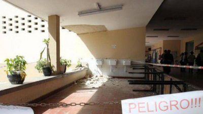 Un derrumbe en la escuela Patricias Argentinas dej� cinco nenas heridas