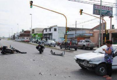 Un muerto y un herido de gravedad en accidentes de tr�nsito