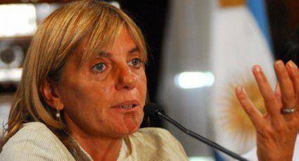 Segarra: �Hemos aprobado la reforma judicial con verdadera legitimidad�