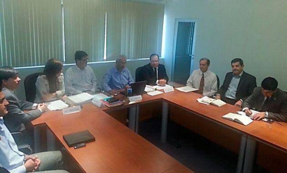Se presentaron cinco ofertas para determinar la factibilidad del puente �eembuc�-R�o Bermejo