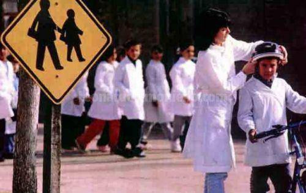 Presentan proyecto de ley sobre Educaci�n Vial para todo el pa�s