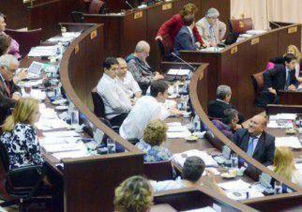 Ajustada aprobaci�n del Presupuesto 