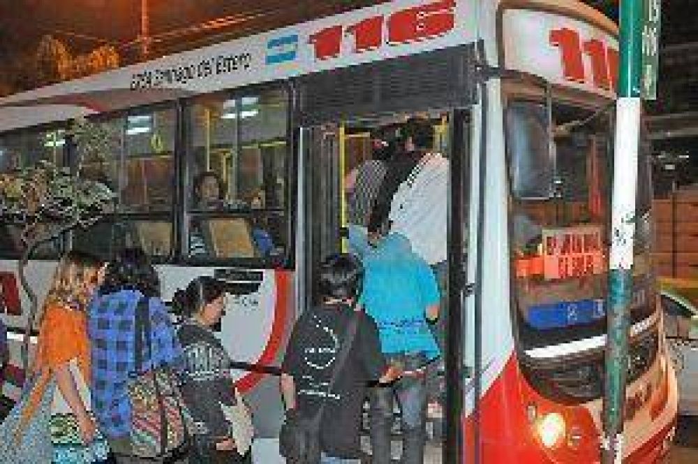 La UTA amenaza parar el lunes, tambi�n en Santiago
