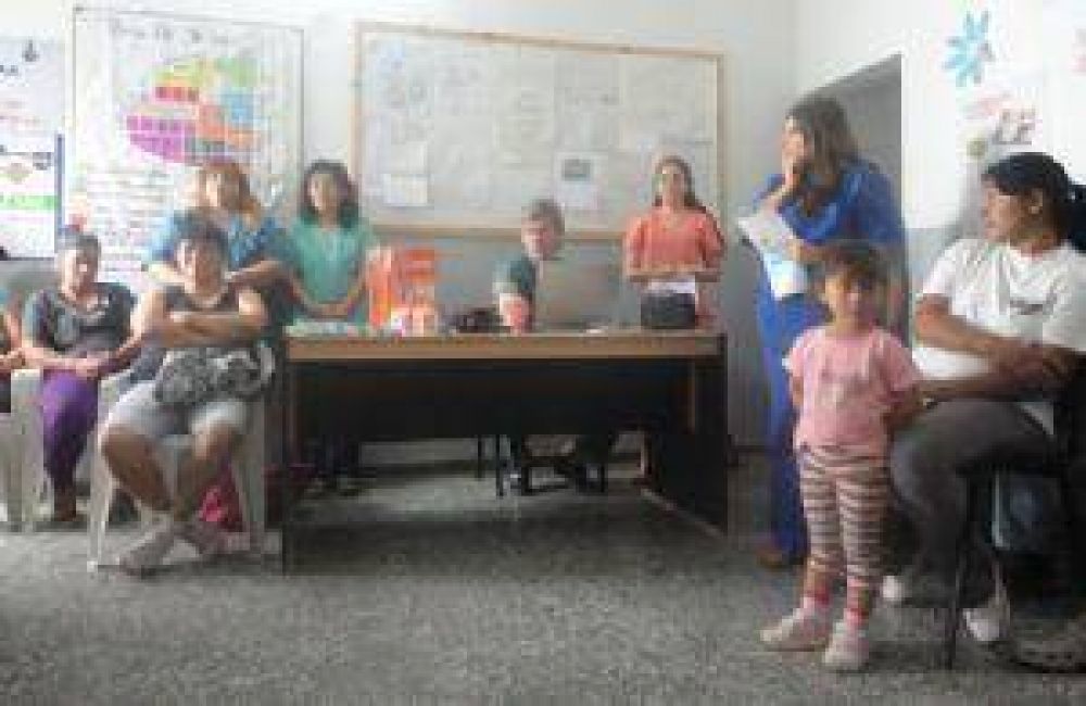 Debatieron sobre el dengue con vecinos
