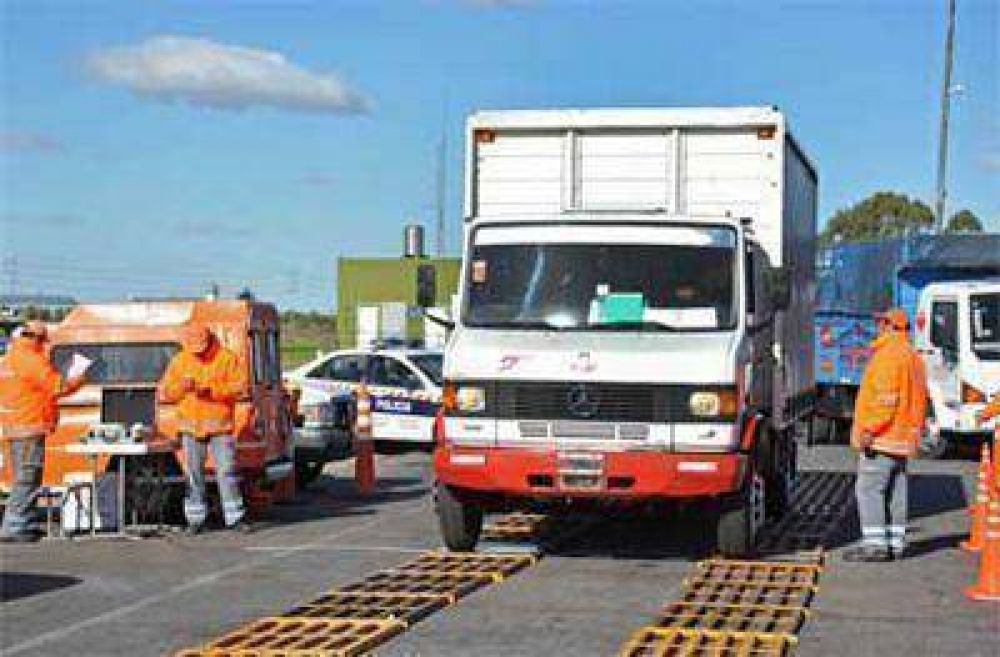 Se detectaron caiones con exceso de carga en rutas del partido de Bah�a Blanca