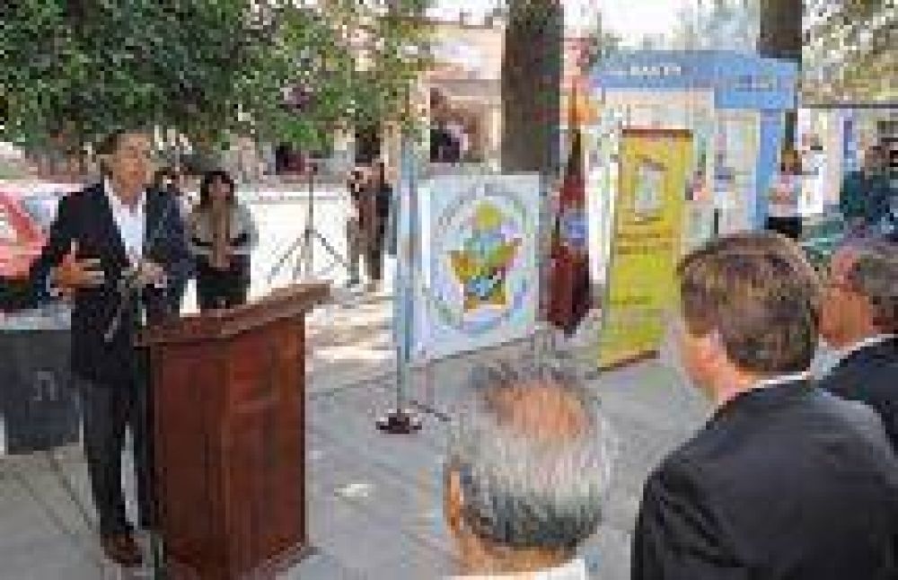 Rodolfo Urtubey se reuni� en Rosario de Lerma con el Presidente del Foro de Intendentes