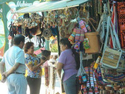Los 240 vendedores del parque San Mart�n deben irse