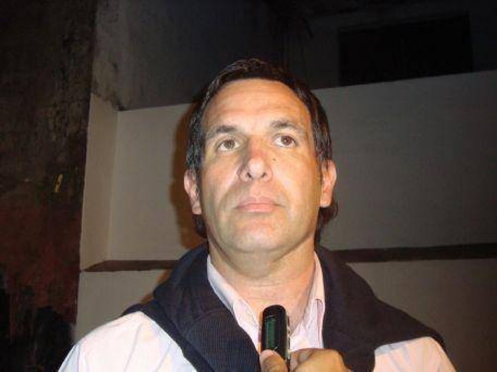 Fabi�n Lugli: �Estamos trabajando en la elaboraci�n de una respuesta seria�