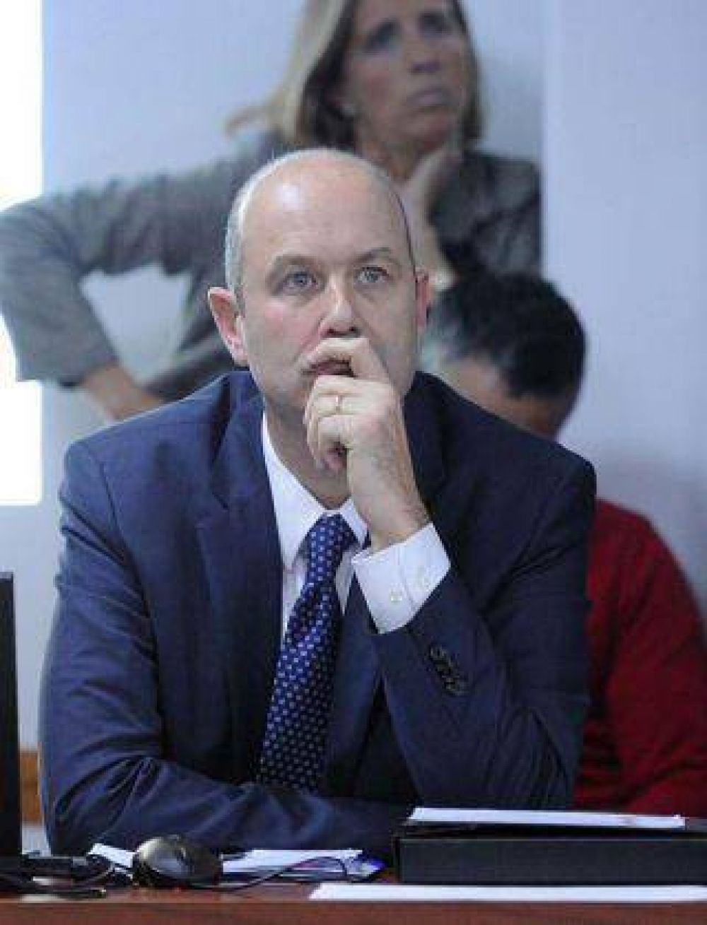 Sturzenegger y Bergman pelean la primera candidatura a diputado por la Capital