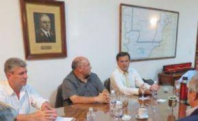 Explot� La Interna Entre Yauhar y El Vicegobernador Mac Karthy