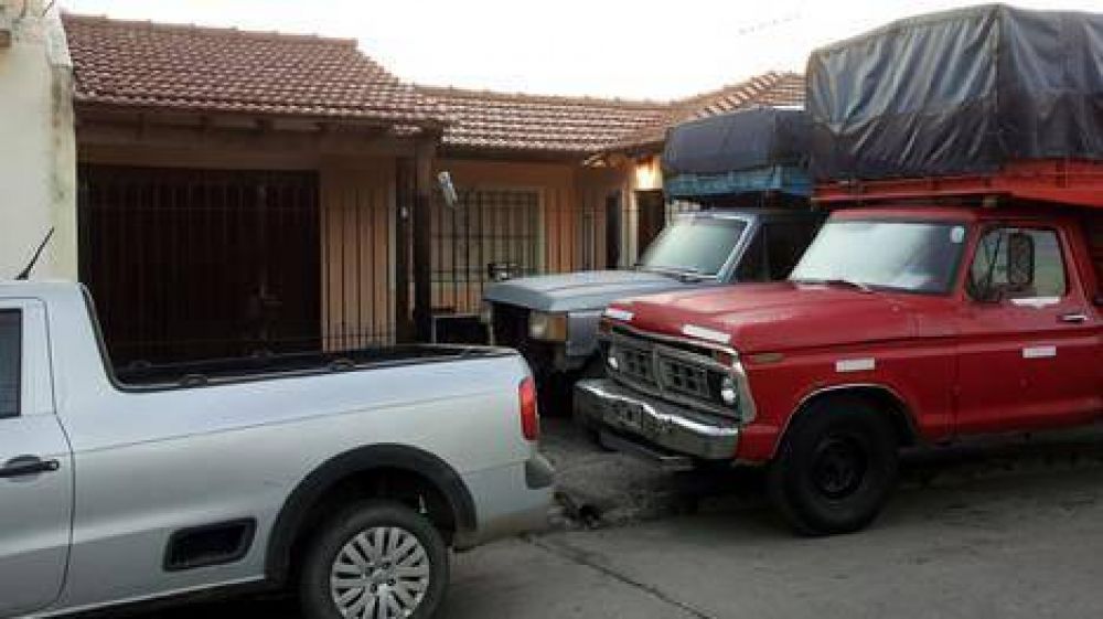 Un hombre se resisti� al robo de su auto y lo mataron