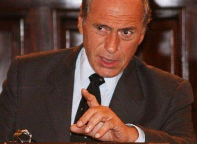 Zaffaroni desminti� una renuncia en bloque de los miembros de la Corte Suprema