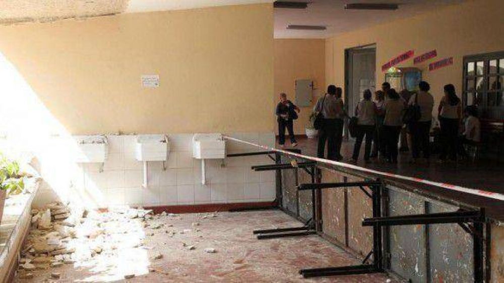 Denuncian pagos de sobreprecios y baja calidad en las obras que realiza el Estado