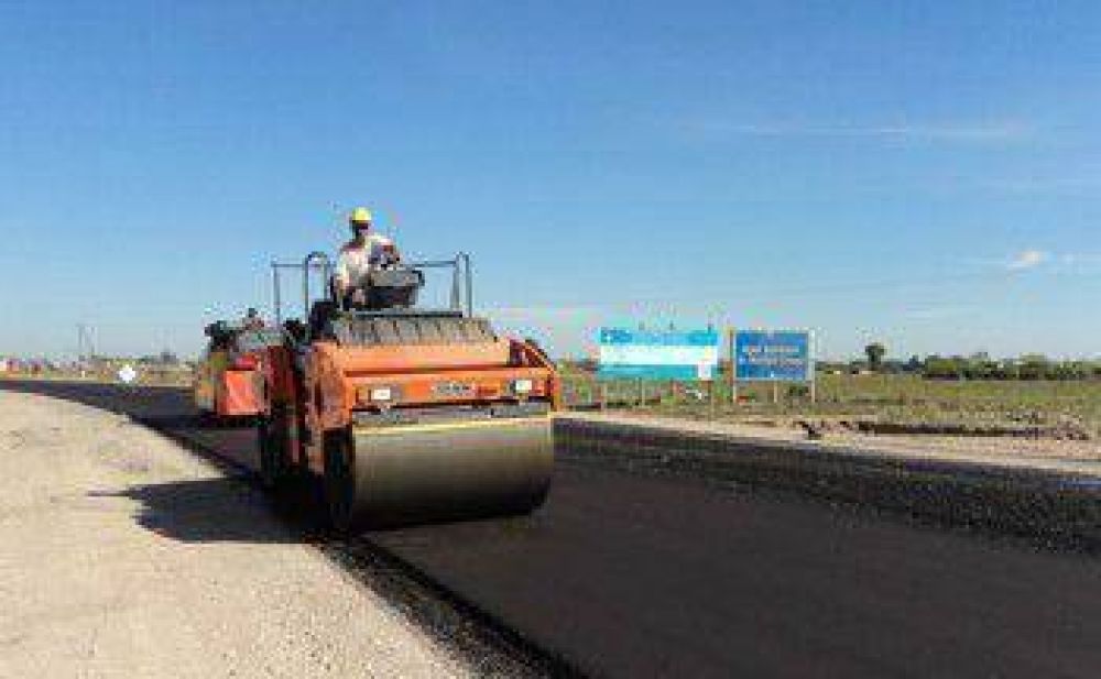 Contin�a la repavimentaci�n de la ex Indiada