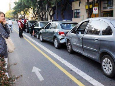 Choques m�ltiples en Pellegrini reabren el debate por la ciclov�a en esa avenida