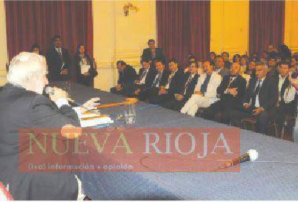 Pacho O�Donnell disert� en las jornadas del a�o Pe�aloziano