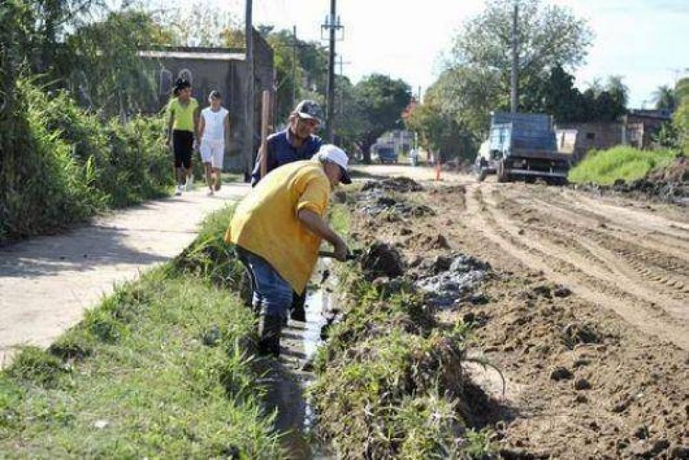 Trabajos en los desag�es del "Cocal"