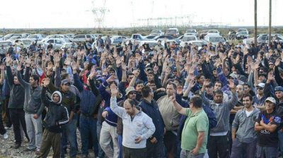 Concluy� la intervenci�n en Petroleros pero la huelga contin�a para solicitar elecciones