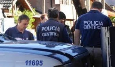 Un joven de 26 a�os fue asesinado la pasada noche tras ser arrojado desde un veh�culo en el barrio Bernardino Rivadavia