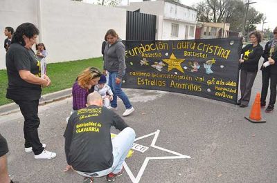 Se pintaron las �ltimas estrellas amarillas de abril