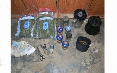 Detienen a dos personas con 4 kilos de marihuana
