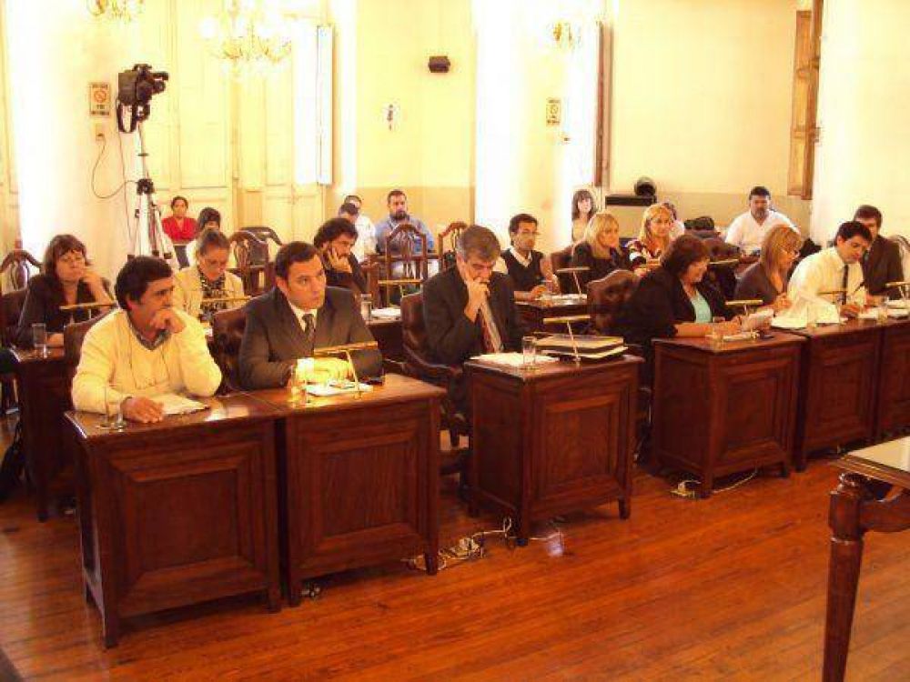 Provincia aclara la situaci�n de los concejos