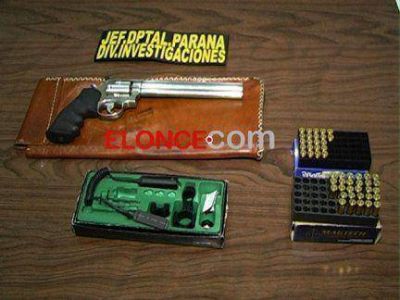 Allanamientos en Paran� XVI: Secuestran un arma de grueso calibre con pedido de secuestro en Concepci�n del Uruguay
