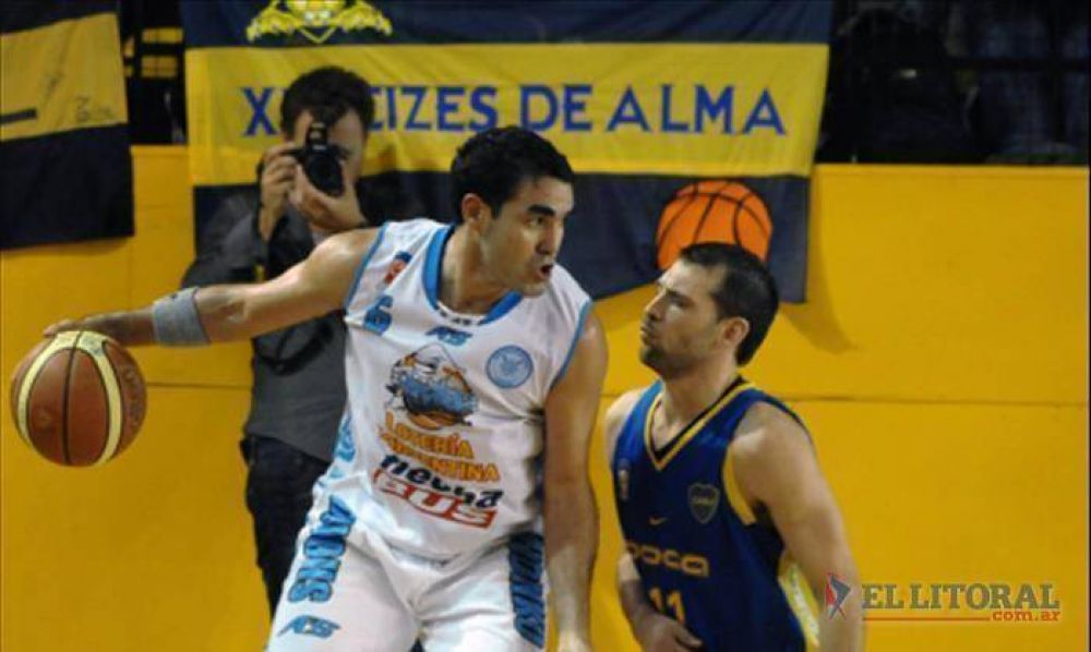 Regatas volvi� a perder de visitante y deber� definir la semifinal en Corrientes