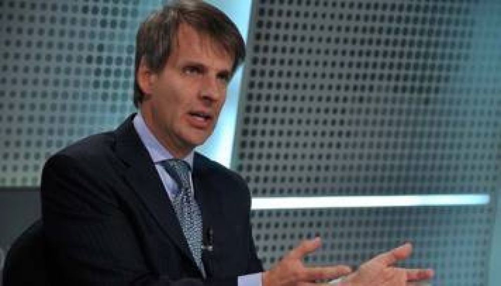 Redrado: �El d�lar sube por una pobre pol�tica cambiaria�