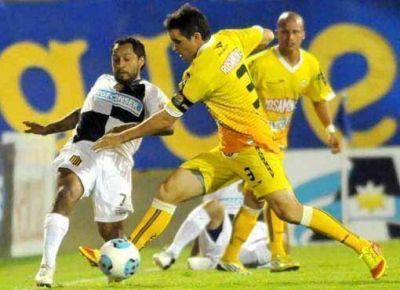 Sigue el malestar en Crucero por el arbitraje de Lamolina ante Central