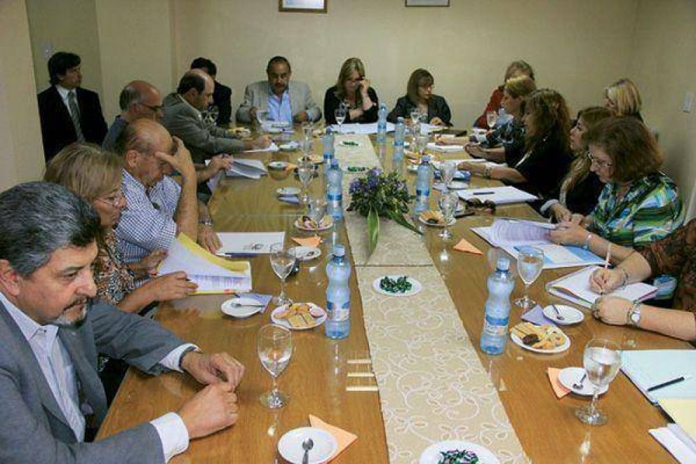 Avanzan en la nueva ley de educaci�n provincial