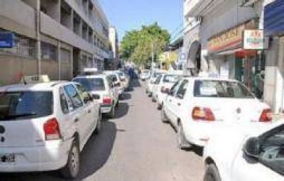 Los taxistan decidieron ir a la justicia por las �licencias truchas�