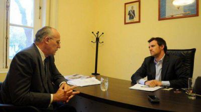 Se coordinan acciones para la realizaci�n de capacitaci�n de la Unidad de Informaci�n Financiera