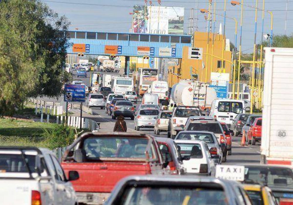 El martes se termina el peaje en Ruta 22, con cuentas pendientes 