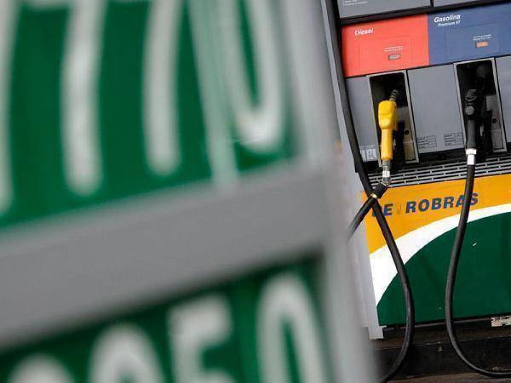 Las ganancias de Petrobras cayeron 17%