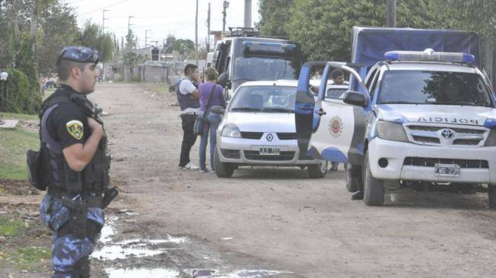 Hubo disparos y sigue la tensi�n en Marqu�s Anexo