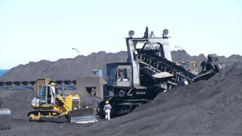 Denuncian sobrecostos para la minera MCC