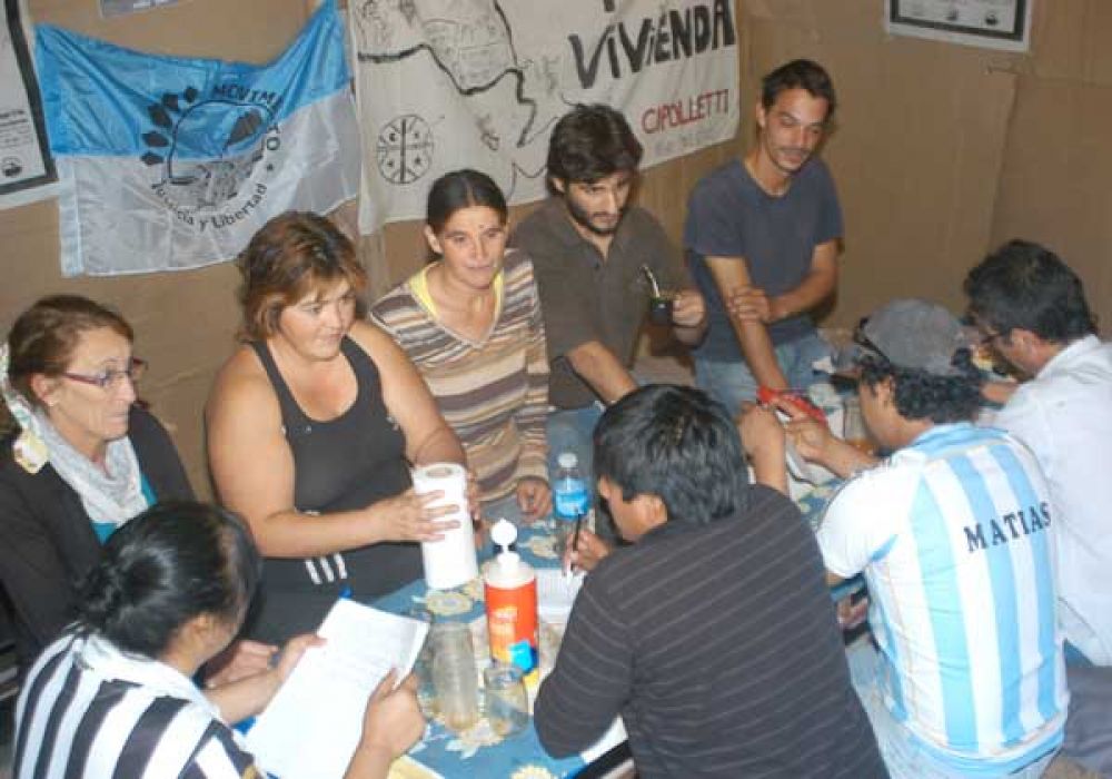 Ocupantes har�n marcha hacia la Municipalidad 