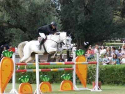 Tres puntanos participan del Gran Premio Aniversario Jockey Club en C�rdoba