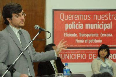 El intendente de Mor�n insiste en la creaci�n de la Polic�a Municipal