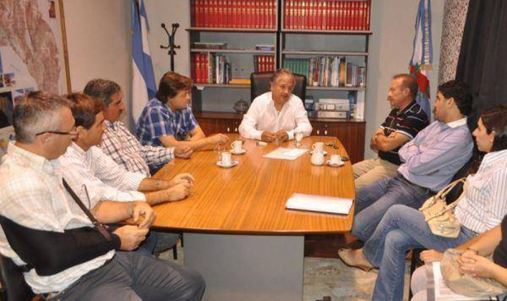 La C�mara de la construcci�n asegur� la continuidad de las obras