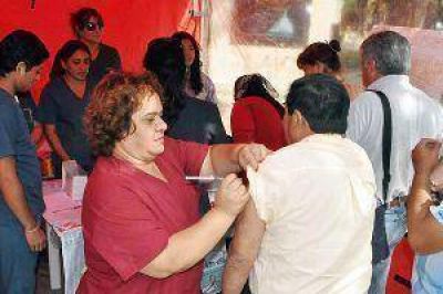 Destacan la acci�n comunal en la semana de vacunaci�n