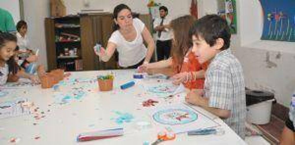En el CCB recordaron la Autonom�a Provincial