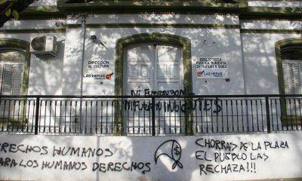 Denuncian pintadas contra las Madres de Plaza de Mayo en Las Heras