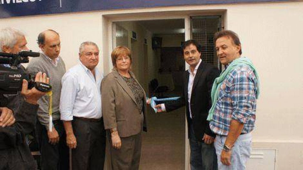 Reinauguran el dispensario Rigone y le imponen oficialmente el nombre de su fundador 
