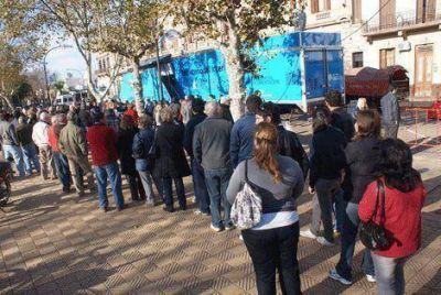 Vuelve el m�vil del DNI para que los j�venes de 16 a�os tramiten la renovaci�n 