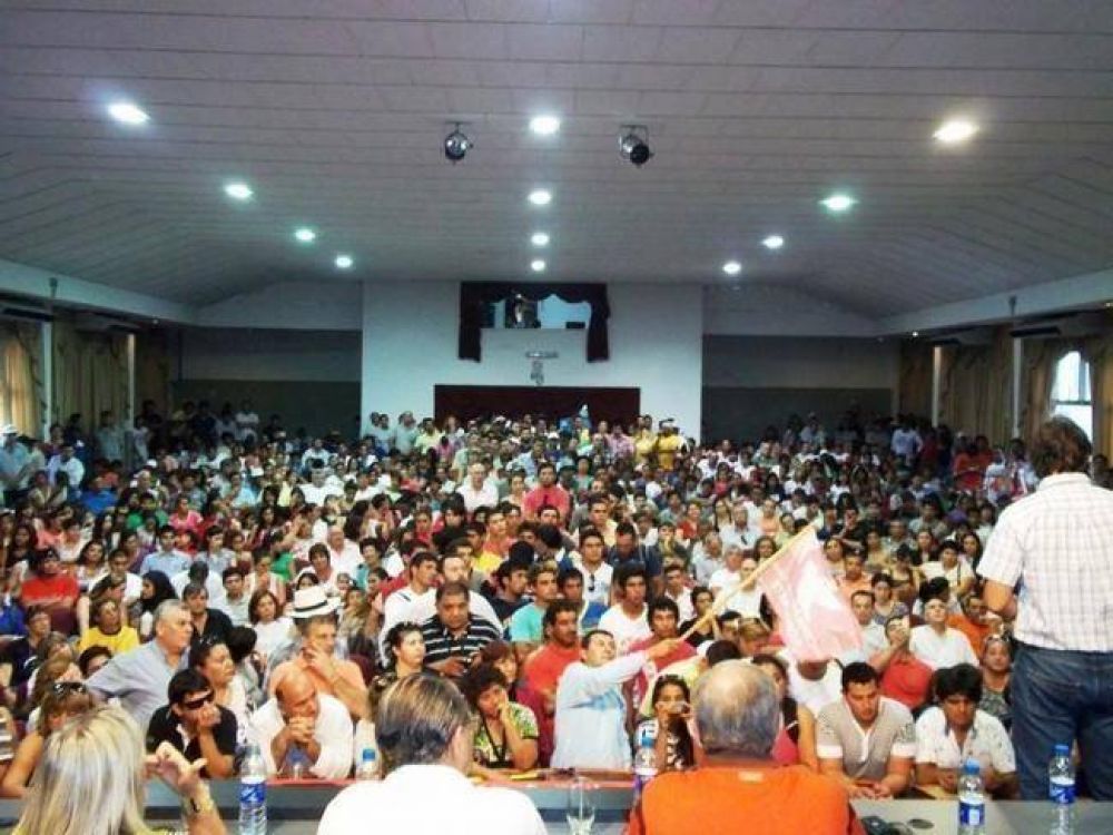 Encuentro del NEA en Senz Pea: "La mayora est a favor de ir a las PASO con candidatos propios"