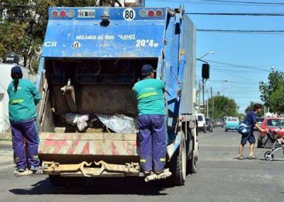 "El intendente Quiroga tiene 511 empleados de m�s"