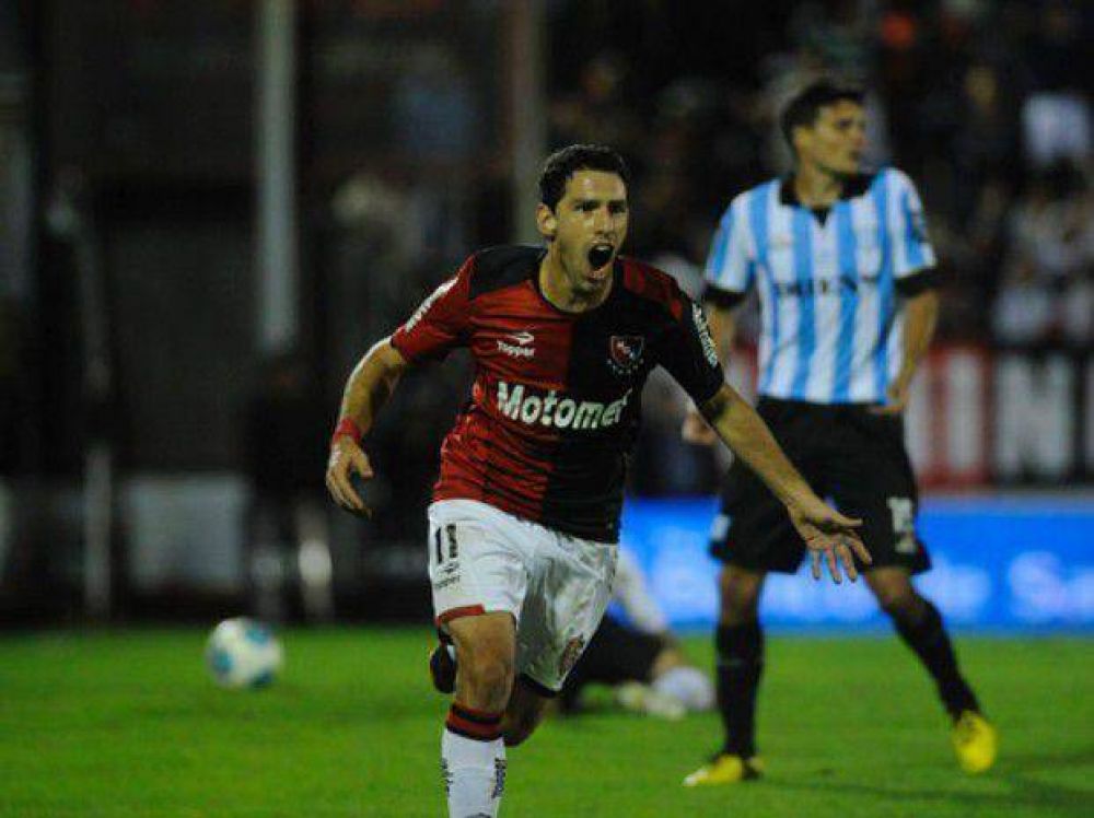 Un puntero electrizante: Newell's venci� a Racing en un partido vibrante