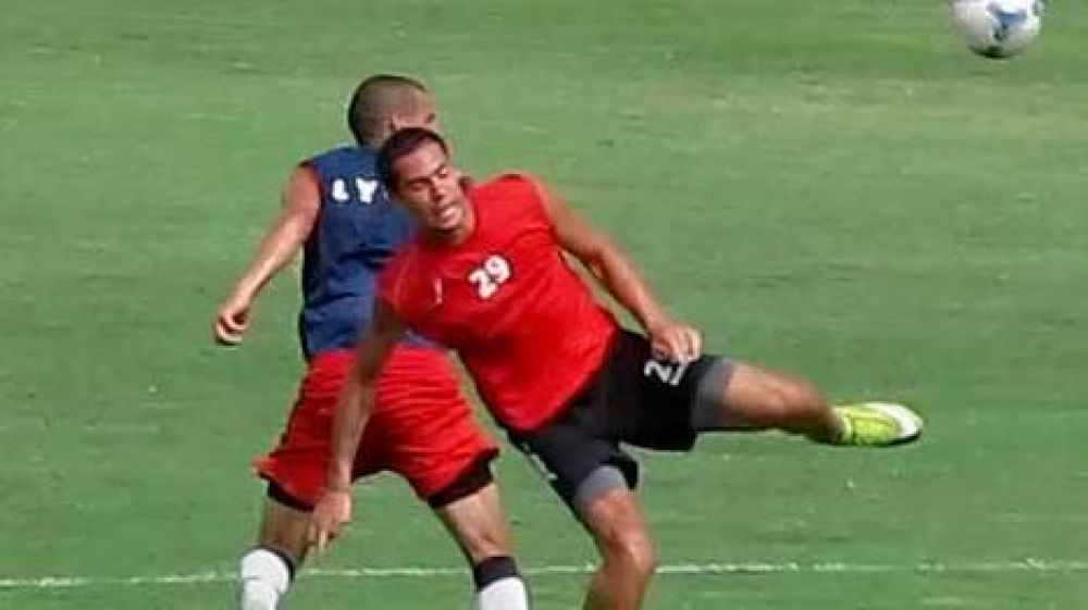 Detienen a un jugador de Hurac�n acusado de robarle a una mujer polic�a
